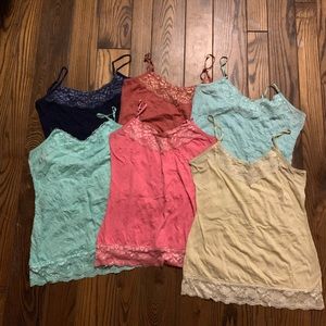 Lot of 6 Maurices lace tank tops.